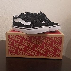 EUC Toddler Vans